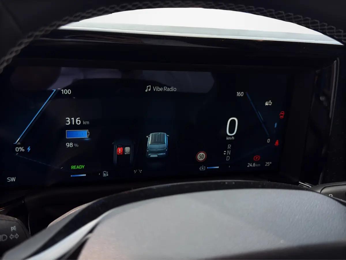 Limited 44 kWh 136pk | 750 kg trekgewicht | 44 kWh | Winter- & Driver Ass. Pack | Trekhaak | Direct leverbaar |