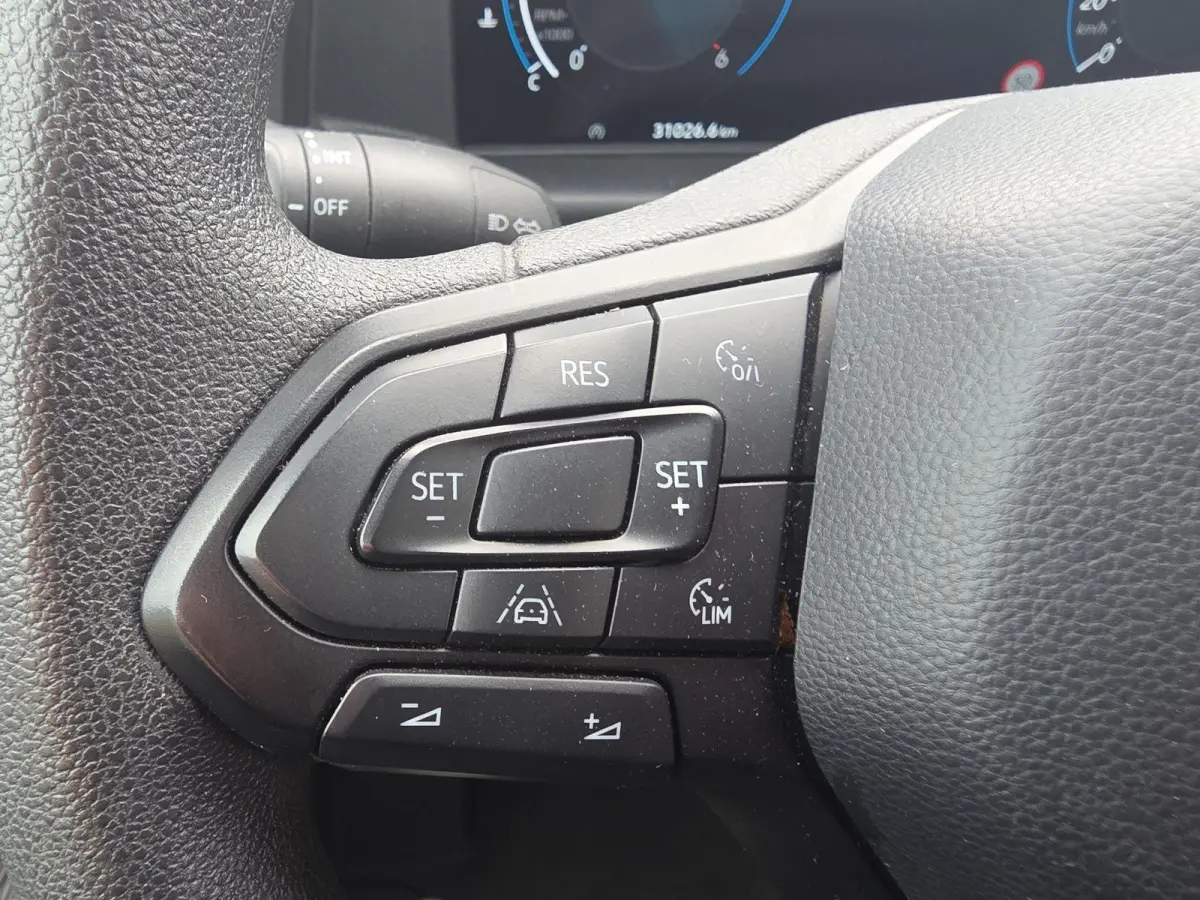 2.0 TDI L2H1 | 150Pk | Achterdeuren | Airco | Achteruitrijcamera |
