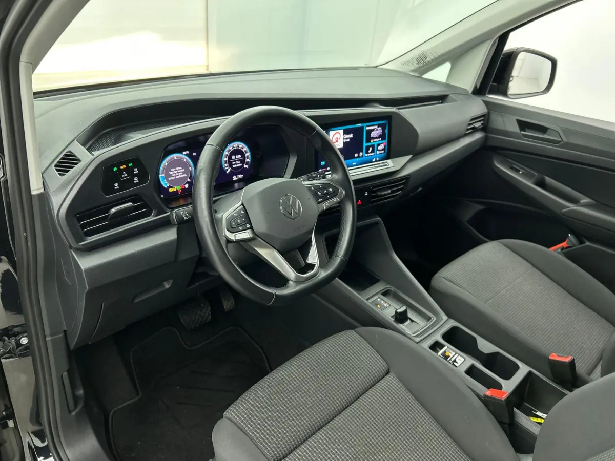 Maxi 2.0 TDI Style Airco Carplay Adaptive Cruise Control PDC VA Camera Trekhaak 17" LM Velgen