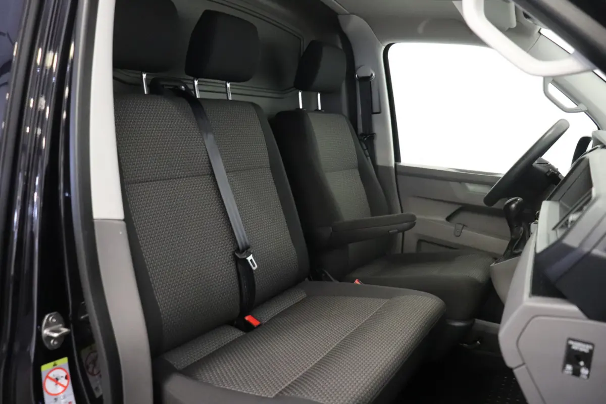 2.0 TDI 150PK Automaat EURO 6 - Airco - Navi - Cruise - € 21.950,- Excl.