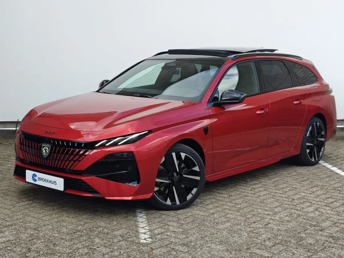 1.6 Plug-in Hybrid 195 GT | 7,4 kW lader | Achteropkomend verkeer waarschuwing | Achteruitrijcamera
