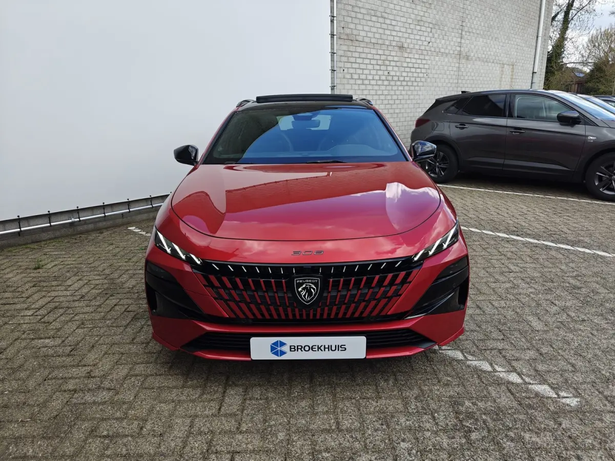 1.6 Plug-in Hybrid 195 GT | 7,4 kW lader | Achteropkomend verkeer waarschuwing | Achteruitrijcamera