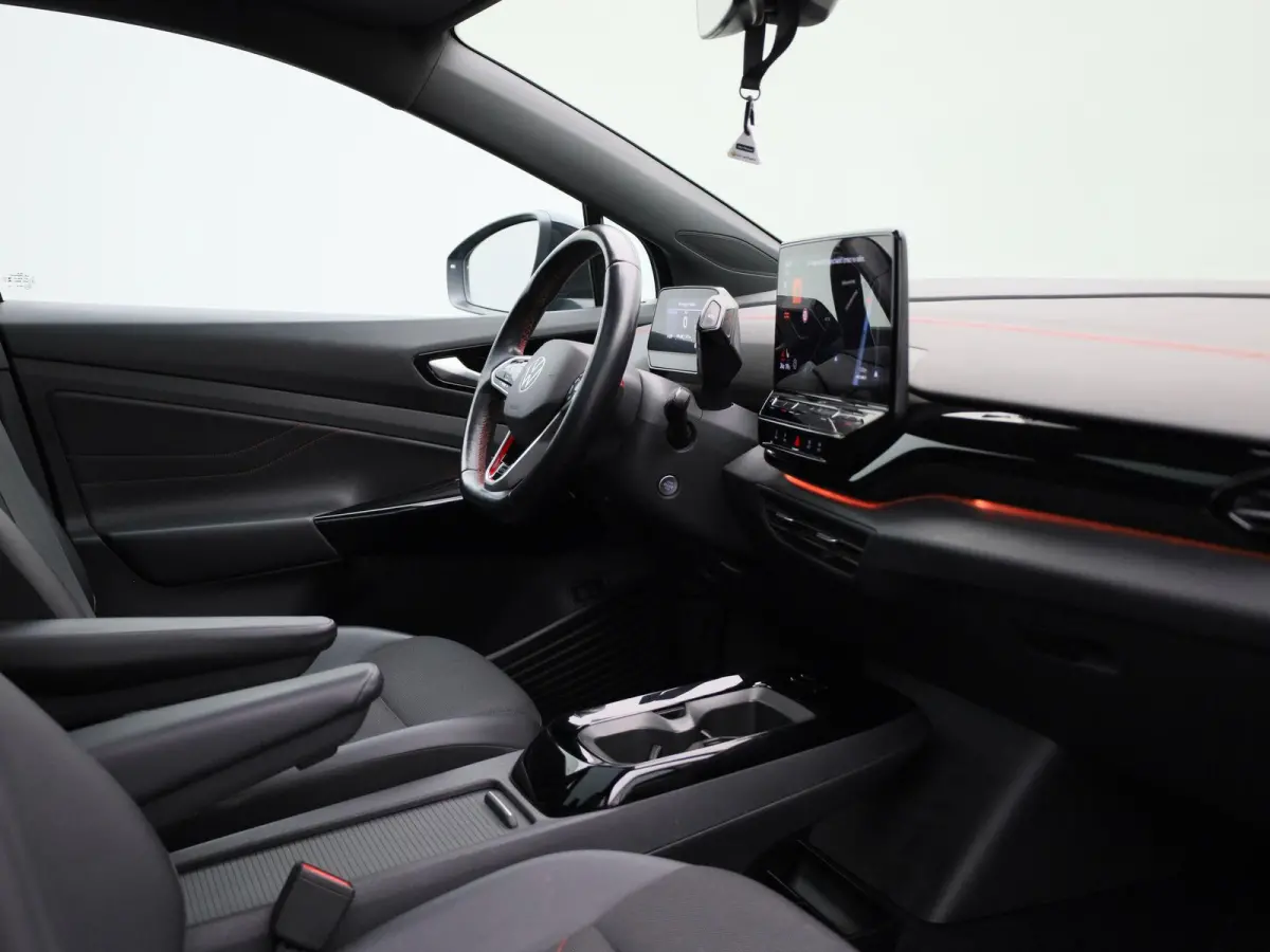 GTX 4Motion 77 kWh 299 PK| Dealeronderhouden | Panoramadak | Navigatie | 360 Camera | Head-Updisplay | Stoelverwarming | Stuurwielverwarming | Achterklep Elektrisch