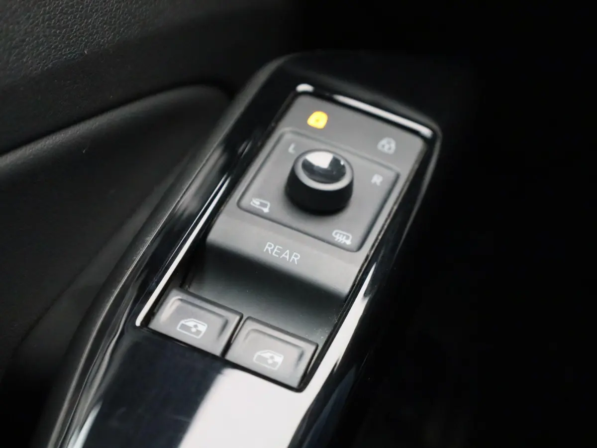 GTX 4Motion 77 kWh 299 PK| Dealeronderhouden | Panoramadak | Navigatie | 360 Camera | Head-Updisplay | Stoelverwarming | Stuurwielverwarming | Achterklep Elektrisch