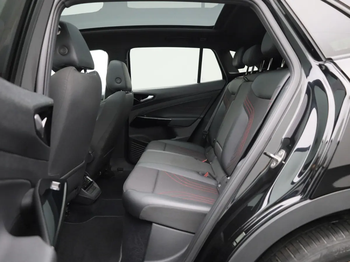 GTX 4Motion 77 kWh 299 PK| Dealeronderhouden | Panoramadak | Navigatie | 360 Camera | Head-Updisplay | Stoelverwarming | Stuurwielverwarming | Achterklep Elektrisch