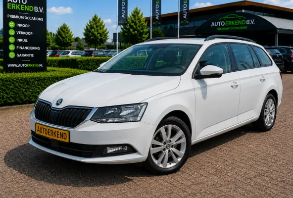 1.0 TSI Ambition NAVIGATIE | AIRCO | Apple CarPlay | Achteruitrijcamera |