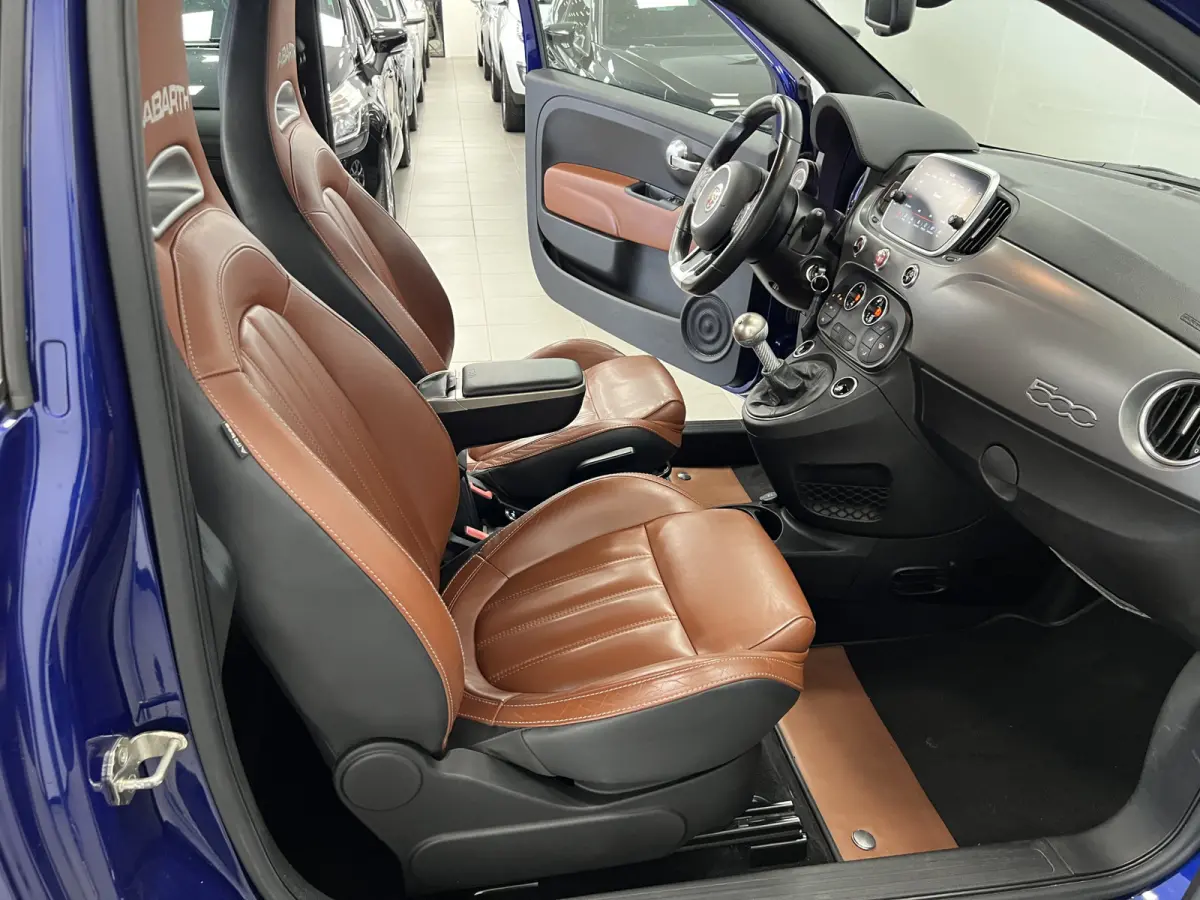 1.4 T-Jet 165 PK / ABARTH TURISMO 595 / LEDER / NAVI / STOELVERW. /