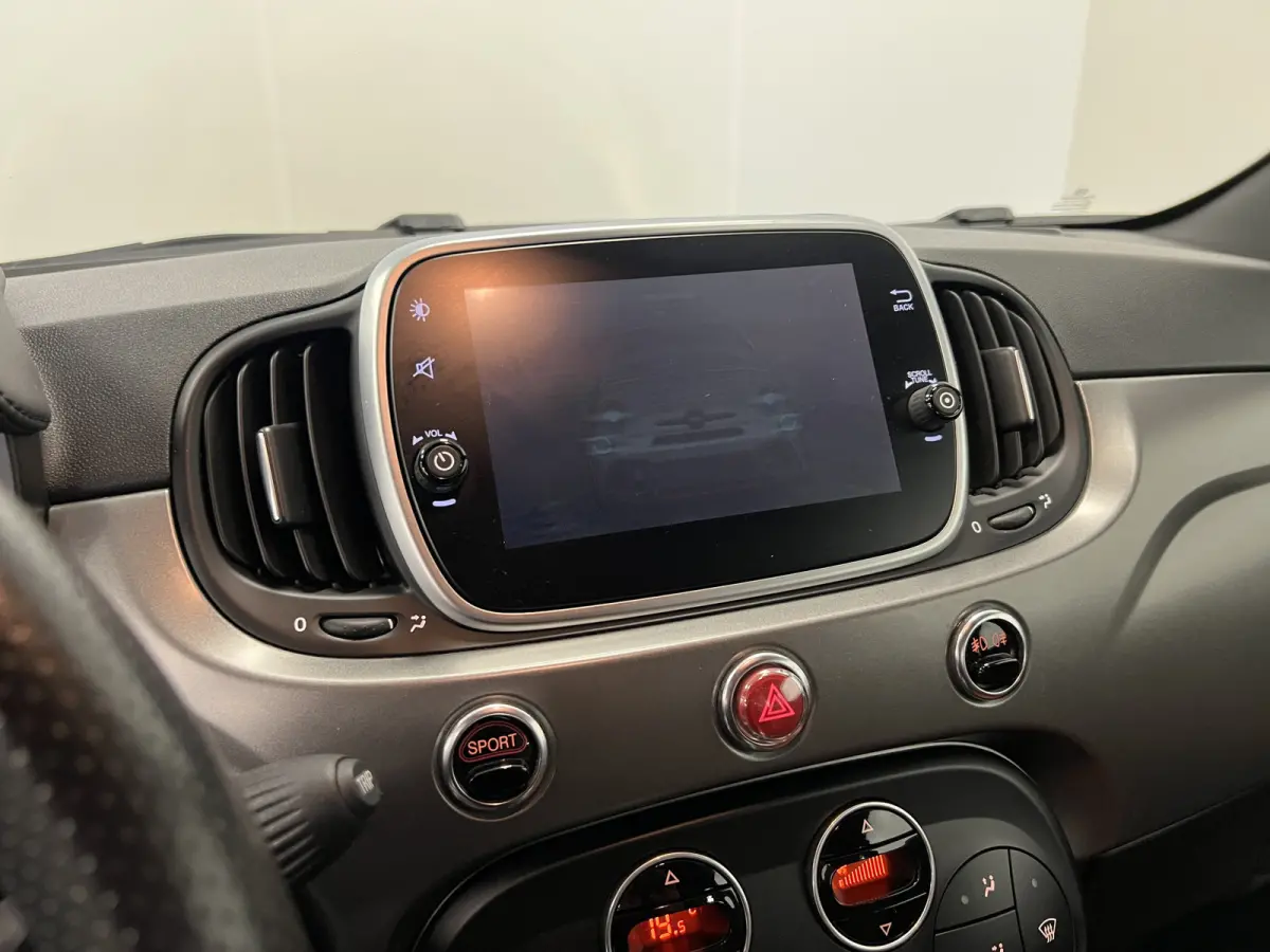 1.4 T-Jet 165 PK / ABARTH TURISMO 595 / LEDER / NAVI / STOELVERW. /