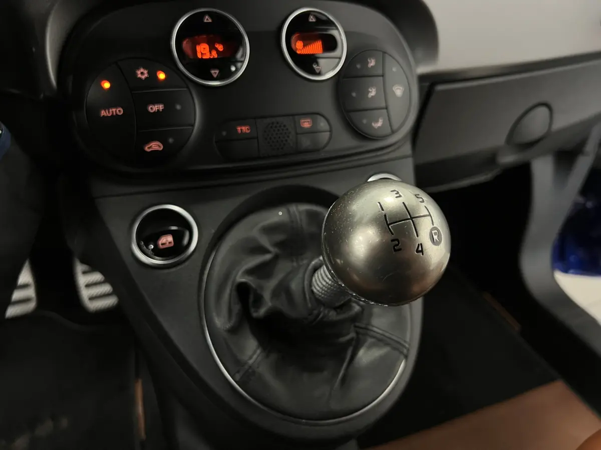 1.4 T-Jet 165 PK / ABARTH TURISMO 595 / LEDER / NAVI / STOELVERW. /