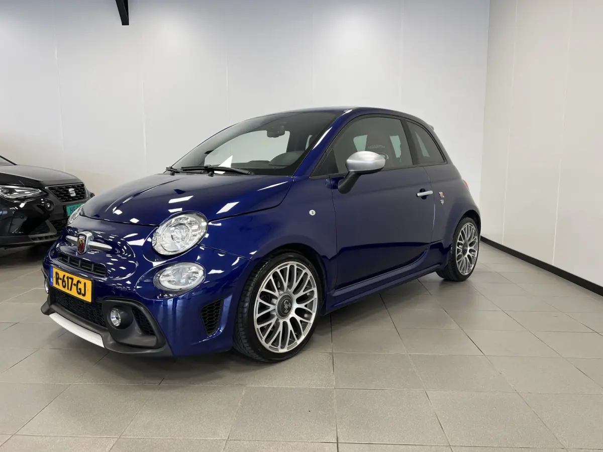 1.4 T-Jet 165 PK / ABARTH TURISMO 595 / LEDER / NAVI / STOELVERW. /