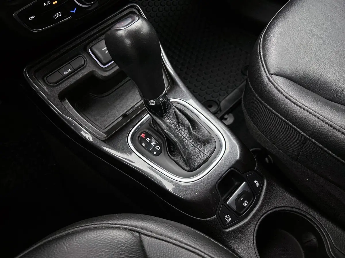 1.3T S | Camera | Navigatie | 19" Lichtmetalen velgen | Stoel/Stuurverwarming | Leer |