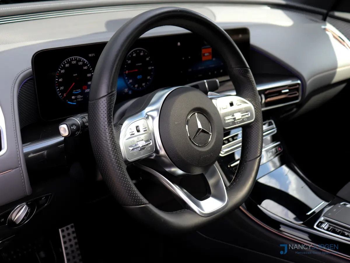 400 4M | AMG Line | SoH 97,3% | Panoramadak Elektr. | LED | Ambiente Verlichting | Parkeer Pakket | Camera | Trekhaak Elektr. | Met Batterijcertificaat