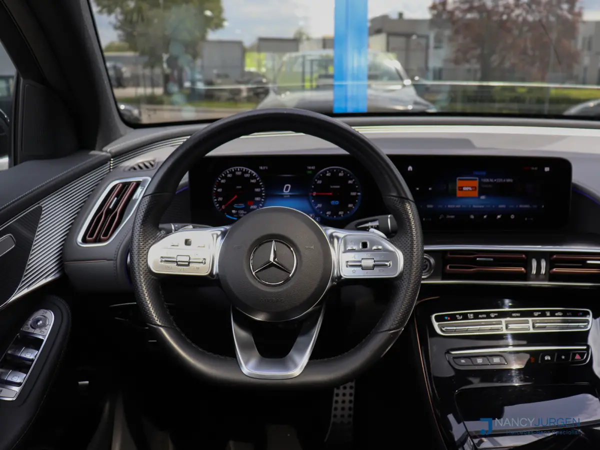 400 4M | AMG Line | SoH 97,3% | Panoramadak Elektr. | LED | Ambiente Verlichting | Parkeer Pakket | Camera | Trekhaak Elektr. | Met Batterijcertificaat
