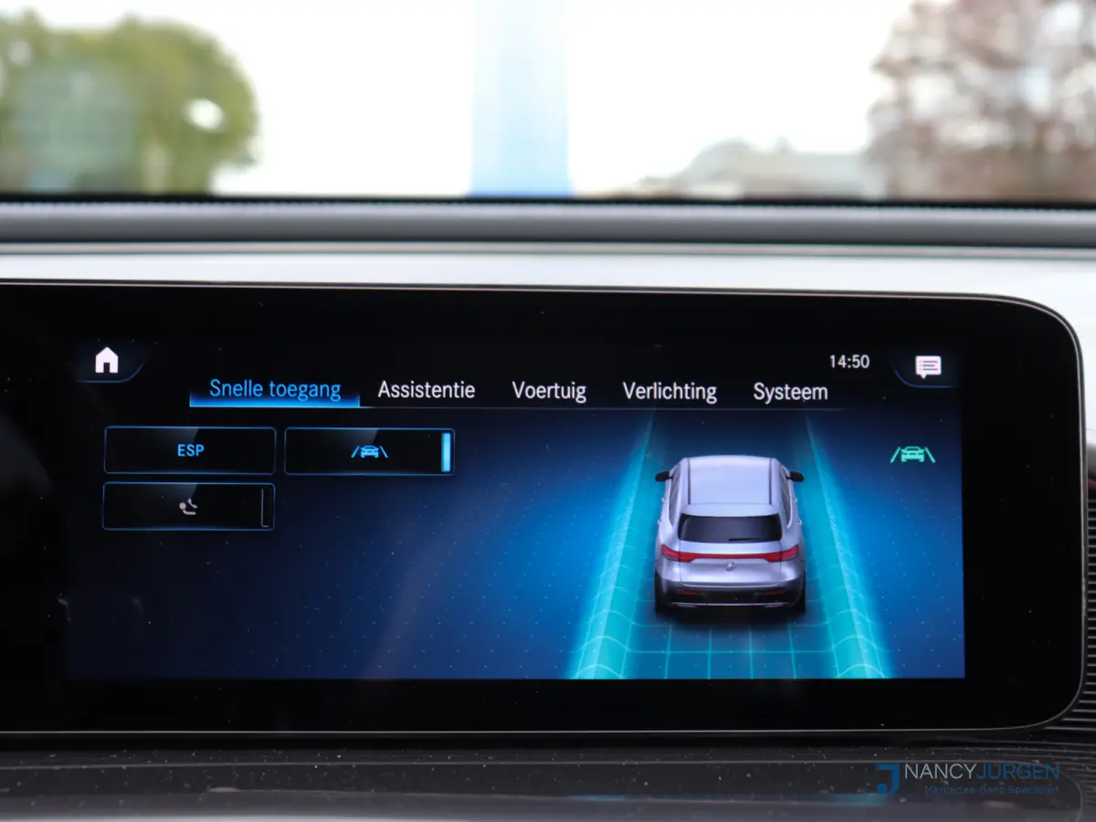 400 4M | AMG Line | SoH 97,3% | Panoramadak Elektr. | LED | Ambiente Verlichting | Parkeer Pakket | Camera | Trekhaak Elektr. | Met Batterijcertificaat