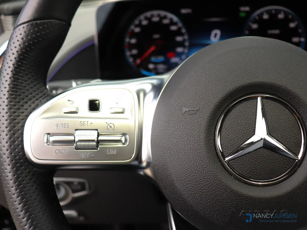 400 4M | AMG Line | SoH 97,3% | Panoramadak Elektr. | LED | Ambiente Verlichting | Parkeer Pakket | Camera | Trekhaak Elektr. | Met Batterijcertificaat
