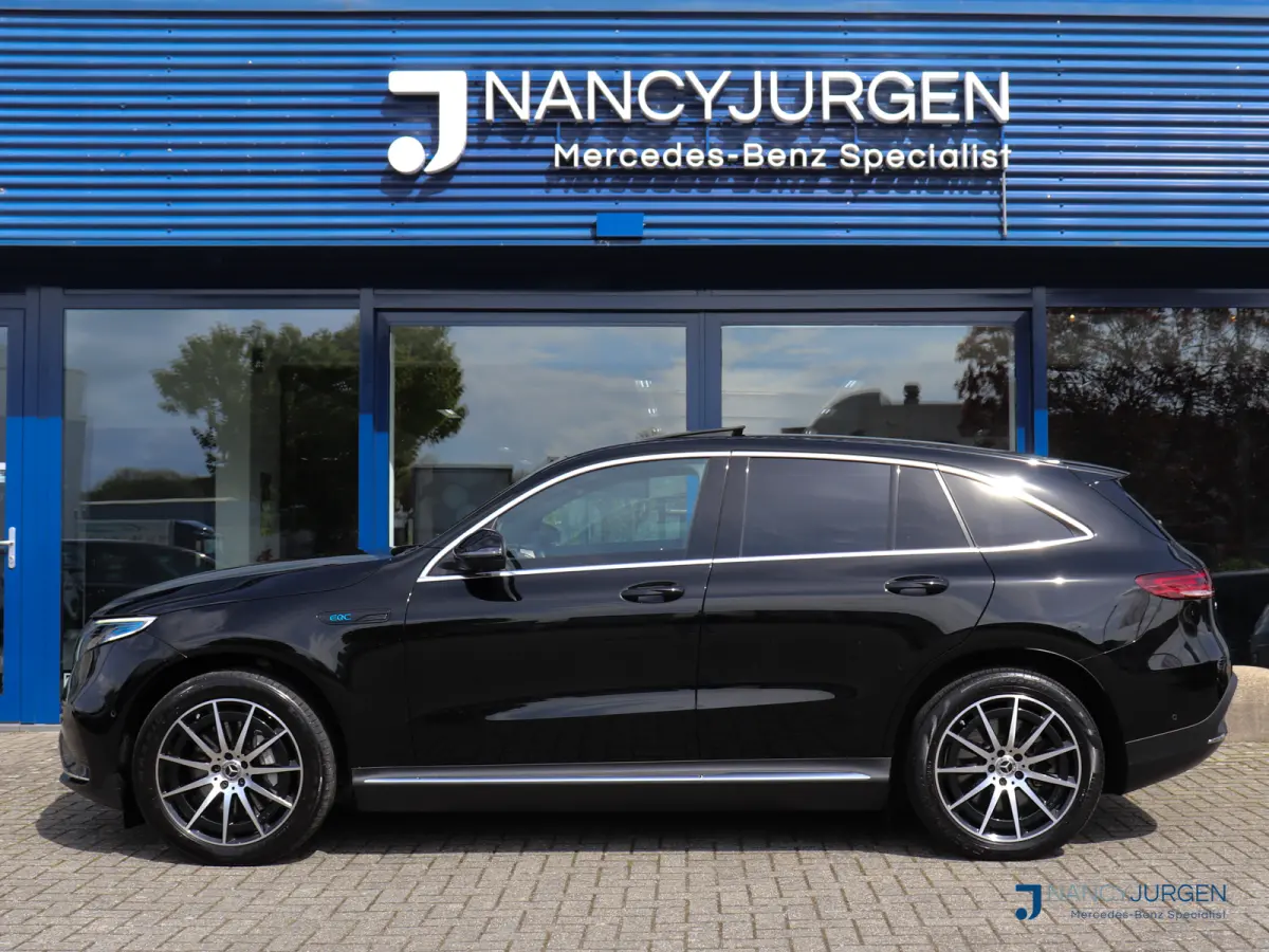 400 4M | AMG Line | SoH 97,3% | Panoramadak Elektr. | LED | Ambiente Verlichting | Parkeer Pakket | Camera | Trekhaak Elektr. | Met Batterijcertificaat