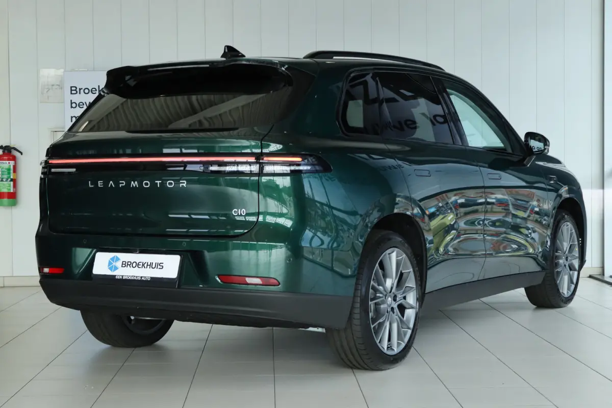 Design ProMax AWD 81.9 kWh | VOORRAADKORTING €3500,- | Vanaf €589,- Private Lease per maand ! | 600-PK | 437KM Range | Adapt. Cruise | Stoelventilatie | Pano | Elektr. Klep | Navi | Clim