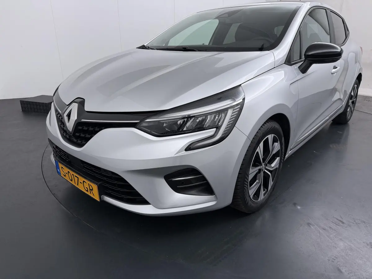 TCe 90 GPF Evolution | Parkeercamera | Navigatie | Airco |