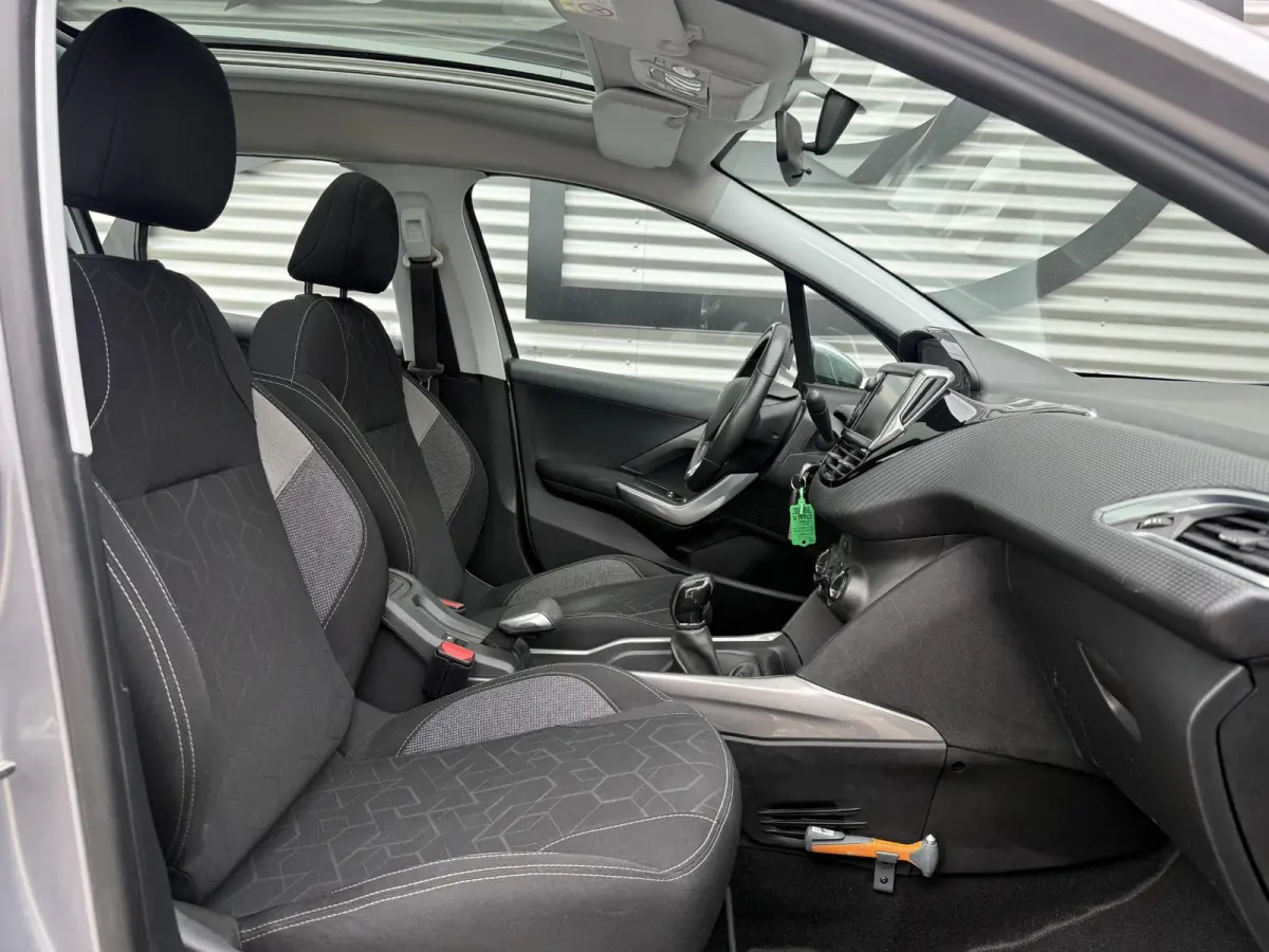 1.2 PureTech Blue Lion 2e Eigenaar|Navi|Pano|Trekhaak|Airco|Cruise|PDC|Carplay|N.A.P|APK tot 05-2027