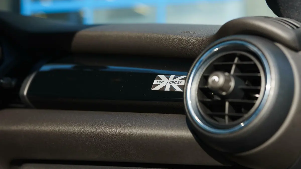 1.5 Kings Cross | Orig. NL | JCW | Keyless | Stoelverwaming | Harman Kardon | 18'' LMV |