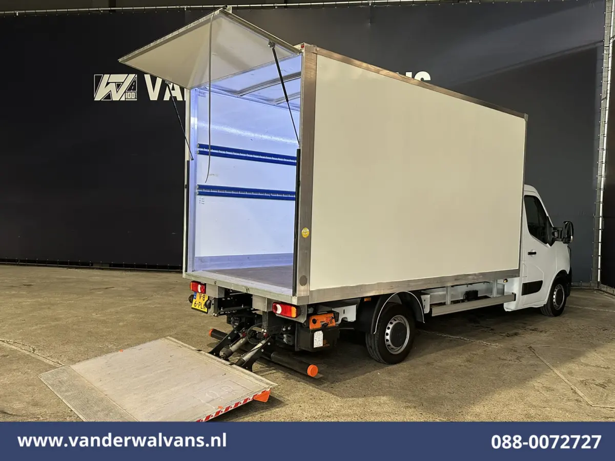2.3 dCi 146pk Bakwagen 222cm Hoog Laadklep Euro6 Airco | Camera | Navigatie | LED | 983kg Laadvermogen Cruisecontrol, Bijrijdersbank