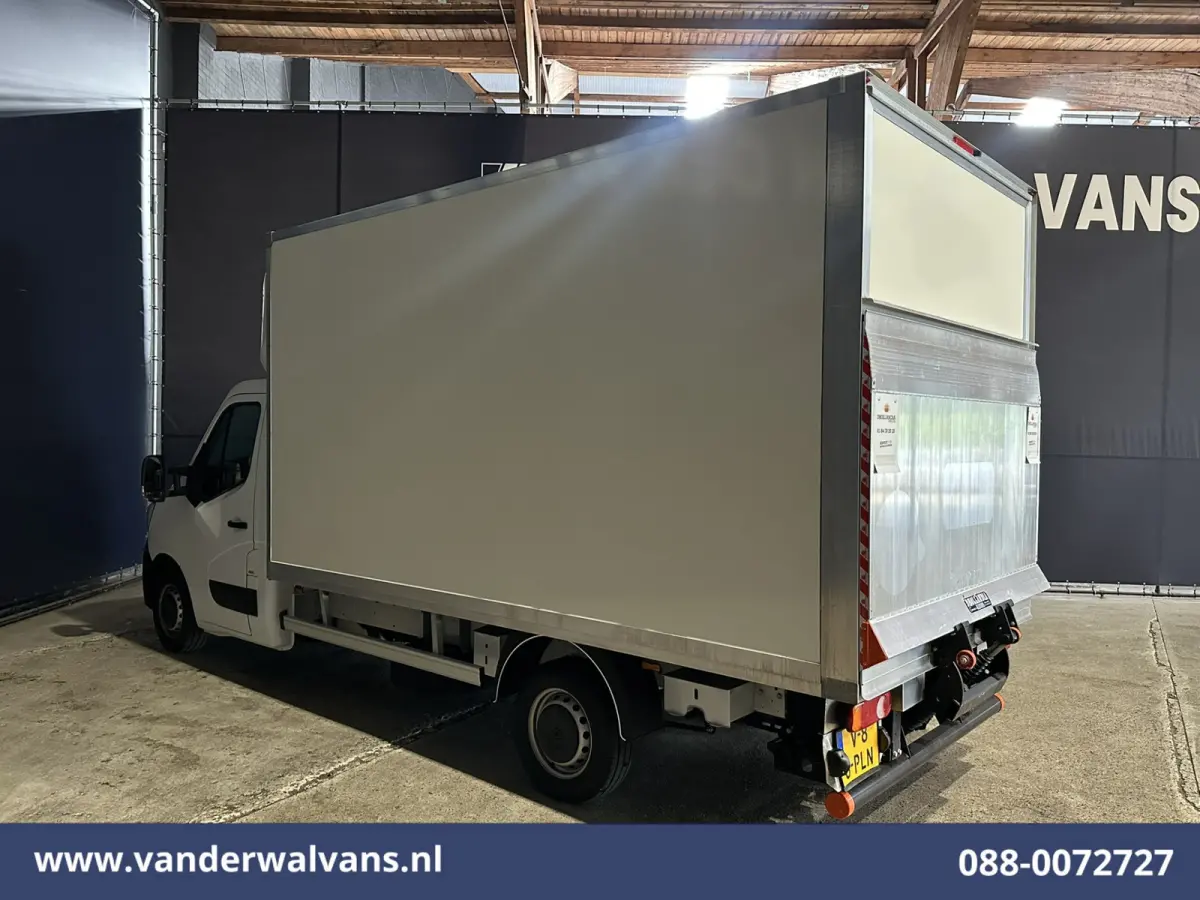 2.3 dCi 146pk Bakwagen 222cm Hoog Laadklep Euro6 Airco | Camera | Navigatie | LED | 983kg Laadvermogen Cruisecontrol, Bijrijdersbank