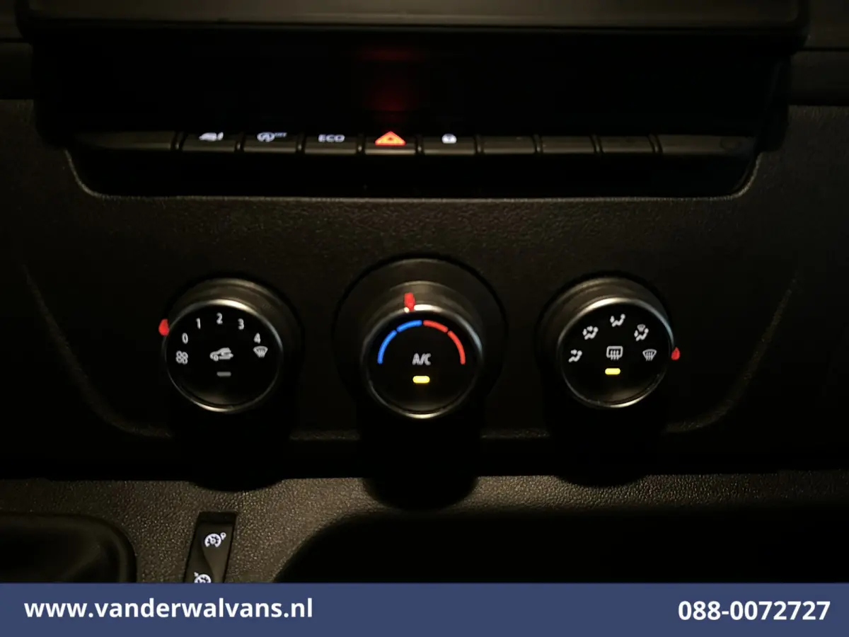 2.3 dCi 146pk Bakwagen 222cm Hoog Laadklep Euro6 Airco | Camera | Navigatie | LED | 983kg Laadvermogen Cruisecontrol, Bijrijdersbank