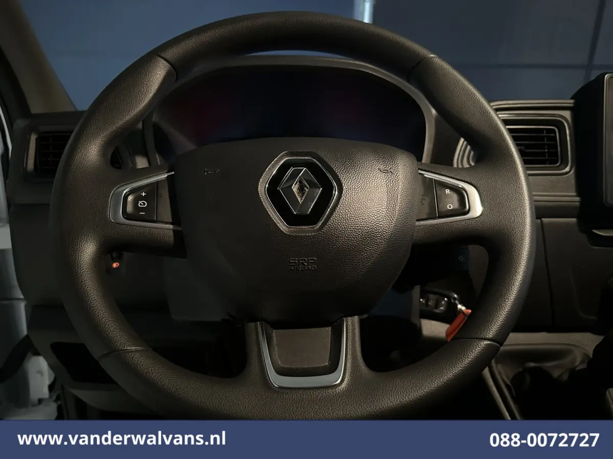 2.3 dCi 146pk Bakwagen 222cm Hoog Laadklep Euro6 Airco | Camera | Navigatie | LED | 983kg Laadvermogen Cruisecontrol, Bijrijdersbank
