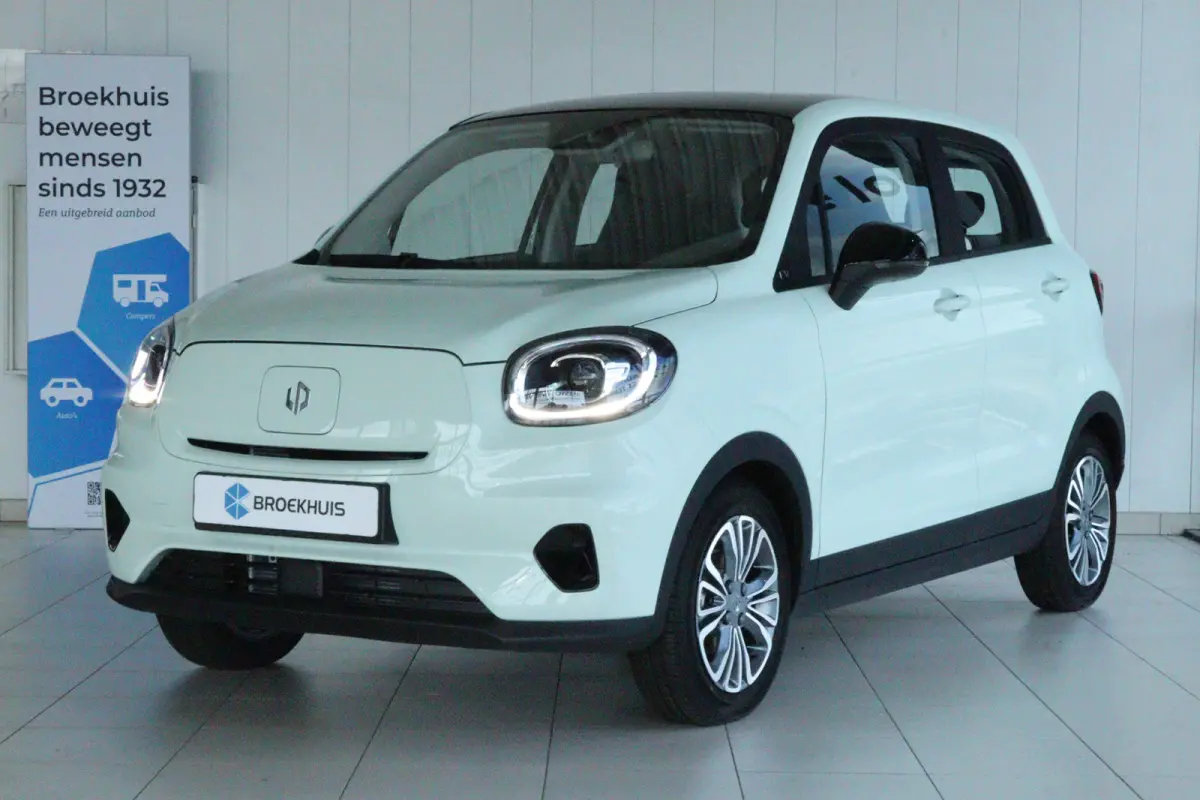 Design 37.3 kWh | €1500,- korting !! | Achteruitrijcamera | Cruise control adaptief | Electronic climate controle