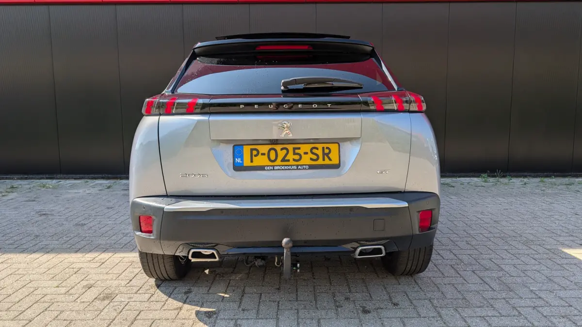 1.2 Turbo GT Pack | Pano-dak | Focal | Alcantara | Navigatie | Climate Control | Adapt. Cruise | | Achteruitrijcamera | Airco (automatisch) | Connected services