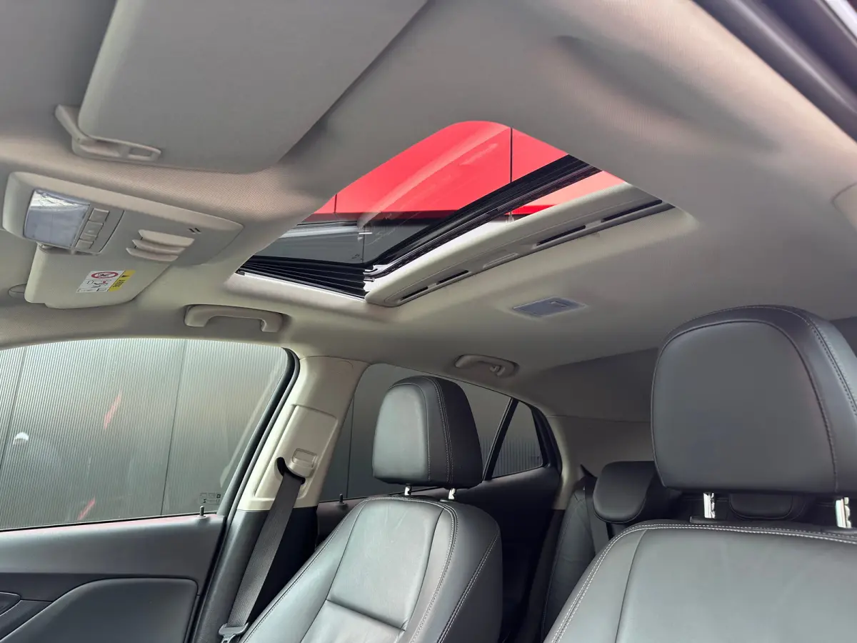1.4 Turbo Innovation | Achterbank in delen neerklapbaar | Achteruitrijcamera | Apple Carplay/Android Auto|telefoonintegratie premium