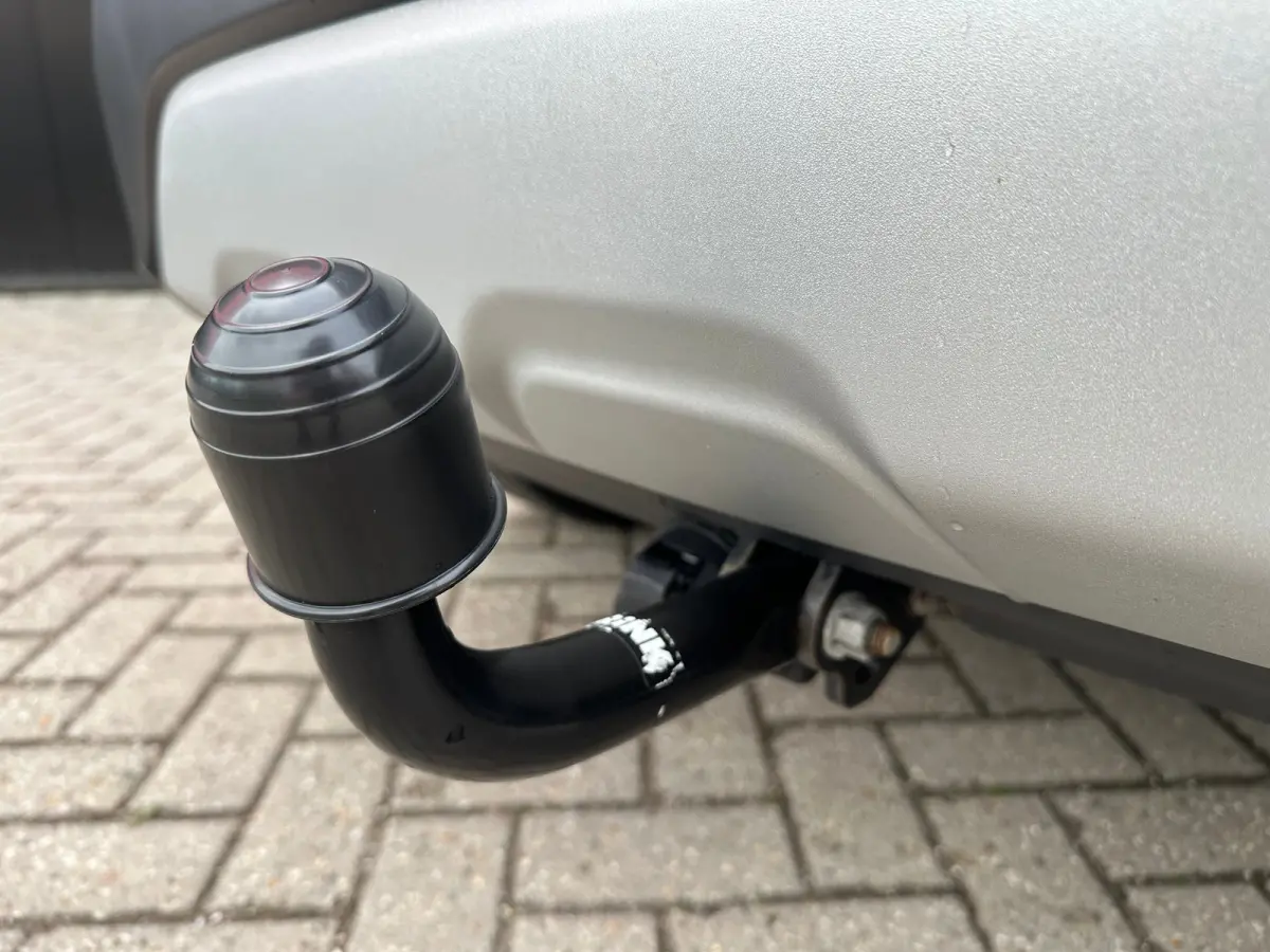 1.4 Turbo Innovation | Achterbank in delen neerklapbaar | Achteruitrijcamera | Apple Carplay/Android Auto|telefoonintegratie premium