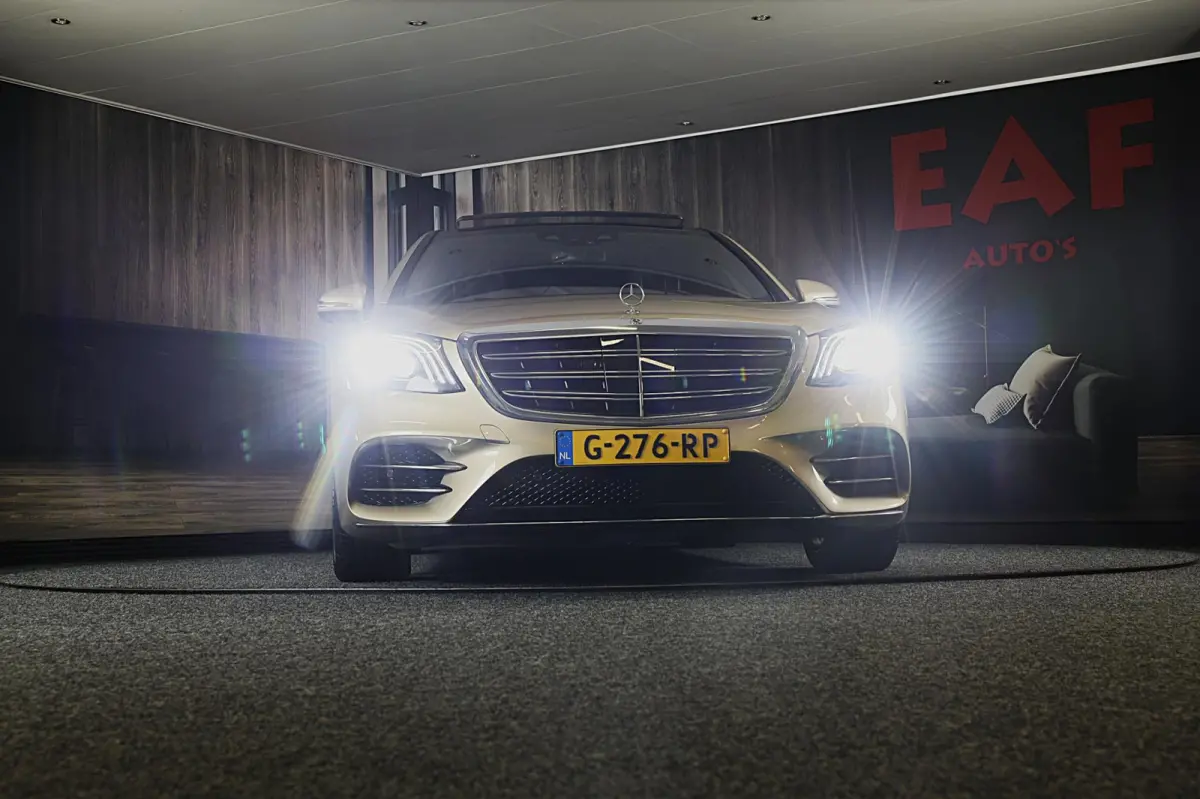 500 Lang AMG Line / Acc / Lane Assist / Dode Hoek / 360 Camera / Chauffeurspakket / Schermen / Pano / Led