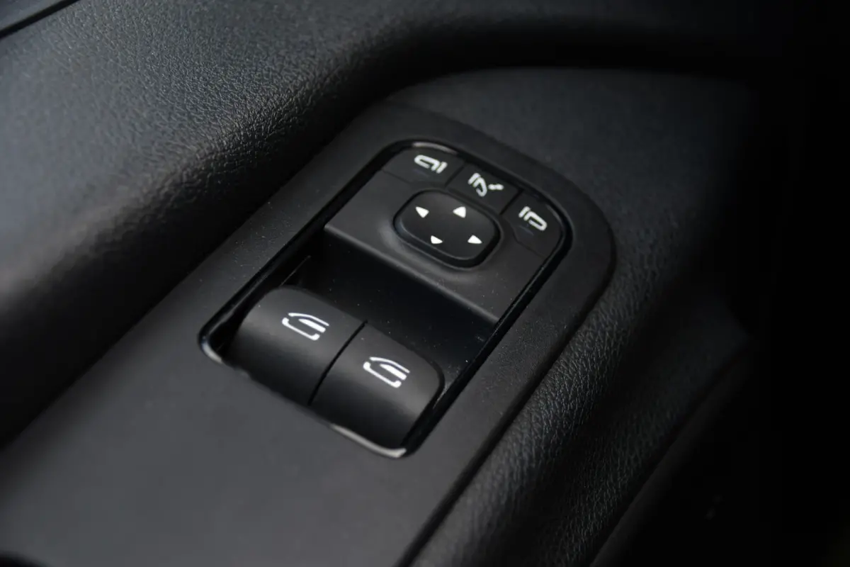 317 1.9 CDI L2H1 RWD PB Edition Cruise, Camera, Carplay, LED, Mbux, Stoelverwarming, 170pk, Automaat, Uniek!