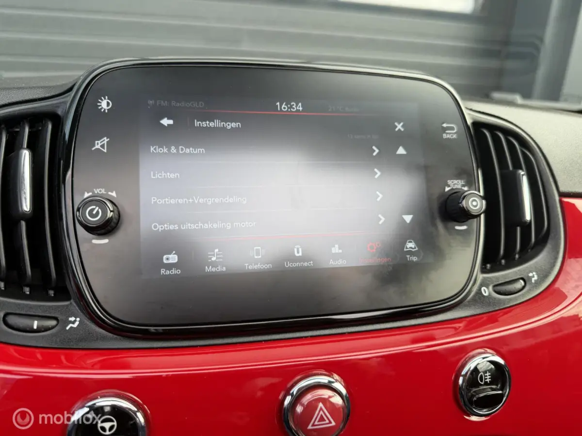 1.0 Hybrid Red | Cruise | Sensoren | Scherm | Cabrio