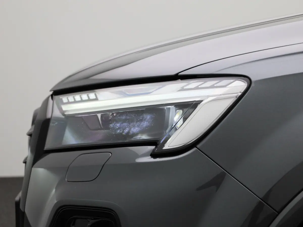60 TFSI e quattro Pro Line S Competition 490 PK | Panoramadak l Head-up display l Luchtvering l 360 Camera l Stoelverwarming voor en achter l Elektr. voorstoelen geheugen l Dodehoekdetectie 