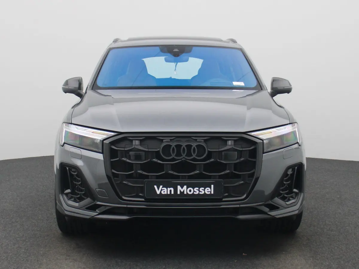 60 TFSI e quattro Pro Line S Competition 490 PK | Panoramadak l Head-up display l Luchtvering l 360 Camera l Stoelverwarming voor en achter l Elektr. voorstoelen geheugen l Dodehoekdetectie 