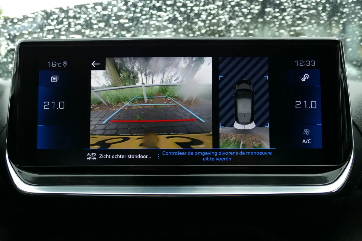 1.2 PURETECH 100PK 5-DRS GT-LINE / NAVI / CLIMA / CAMERA / 17"LMV / FULL-LED / PDC / BLUETOOTH / CRUISECONTROL / 1E EIGENAAR / SCHITTERENDE STAAT !!