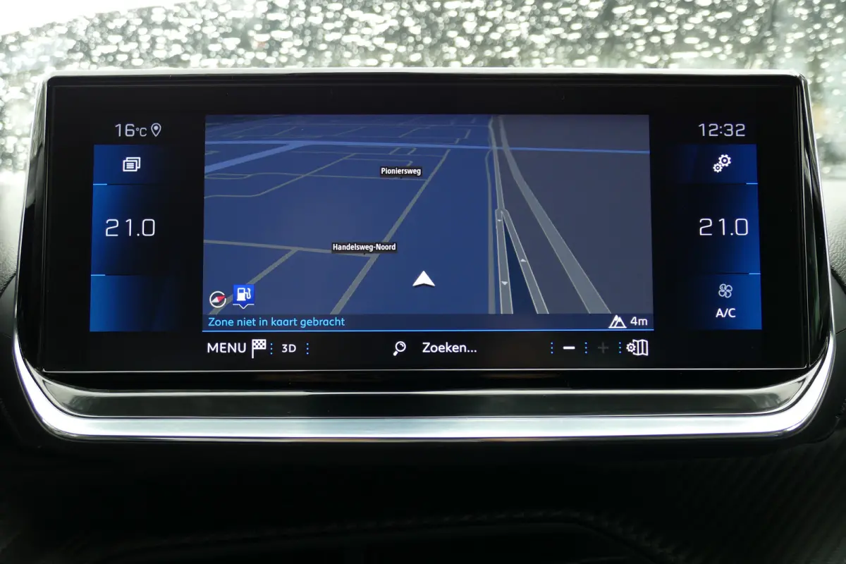 1.2 PURETECH 100PK 5-DRS GT-LINE / NAVI / CLIMA / CAMERA / 17"LMV / FULL-LED / PDC / BLUETOOTH / CRUISECONTROL / 1E EIGENAAR / SCHITTERENDE STAAT !!