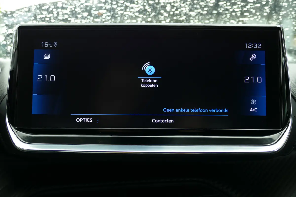 1.2 PURETECH 100PK 5-DRS GT-LINE / NAVI / CLIMA / CAMERA / 17"LMV / FULL-LED / PDC / BLUETOOTH / CRUISECONTROL / 1E EIGENAAR / SCHITTERENDE STAAT !!