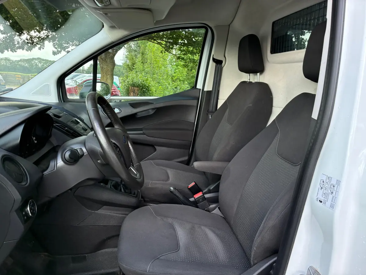 1.5 TDCI Trend | Airco + Radio + Schuifdeur Nu € 6.975,- Ex BTW !!!