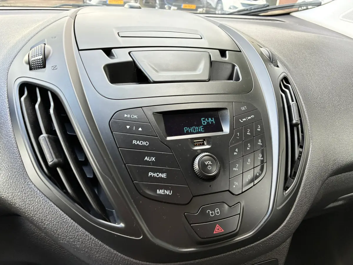 1.5 TDCI Trend | Airco + Radio + Schuifdeur Nu € 6.975,- Ex BTW !!!