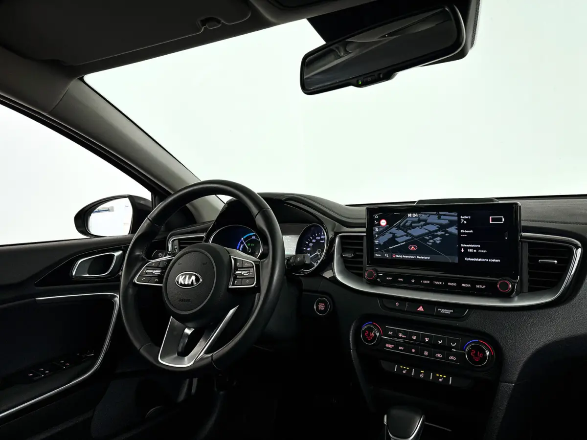 1.6 GDi PHEV DynamicPlusLine | Parkeercamera | Keyless | Stoel- en stuurverwarming
