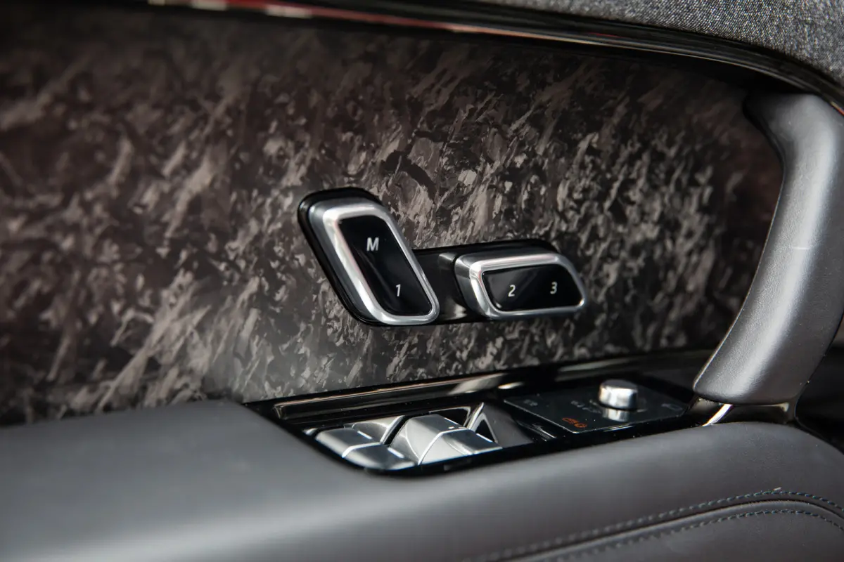 3.0 P510e Autobiography/First Edition , Firenze Red, Rear Seat Entertainment, Forged Carbon, Stormer Handling Pack