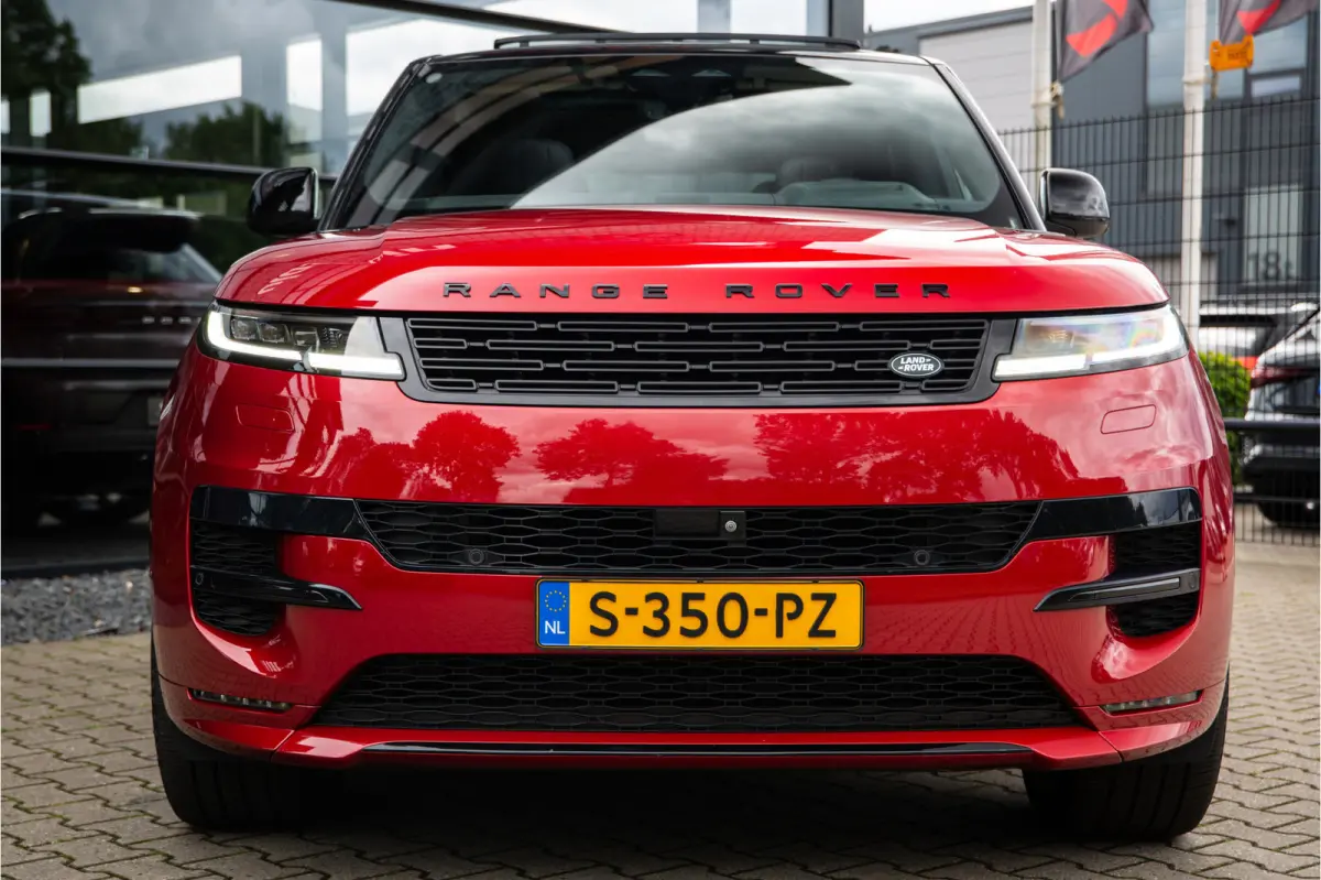 3.0 P510e Autobiography/First Edition , Firenze Red, Rear Seat Entertainment, Forged Carbon, Stormer Handling Pack