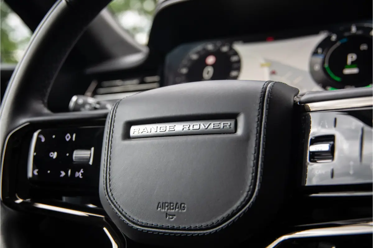 3.0 P510e Autobiography/First Edition , Firenze Red, Rear Seat Entertainment, Forged Carbon, Stormer Handling Pack