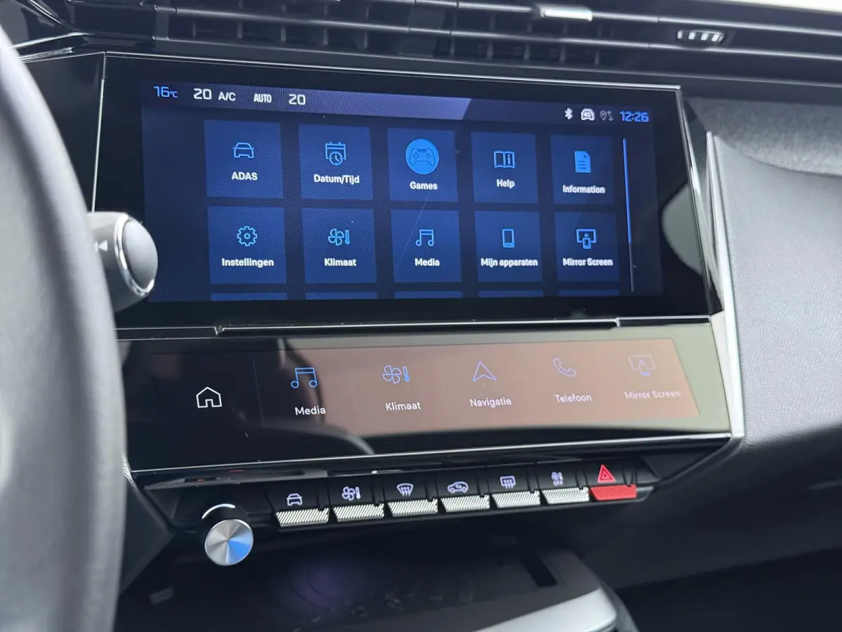 1.2 145pk Hybrid e-DCS6 Allure | 1e eigenaar | Navigatie | 360 camera | 19 inch lichtmetalen wielen | Apple Carplay | Cruisecontrol adaptief