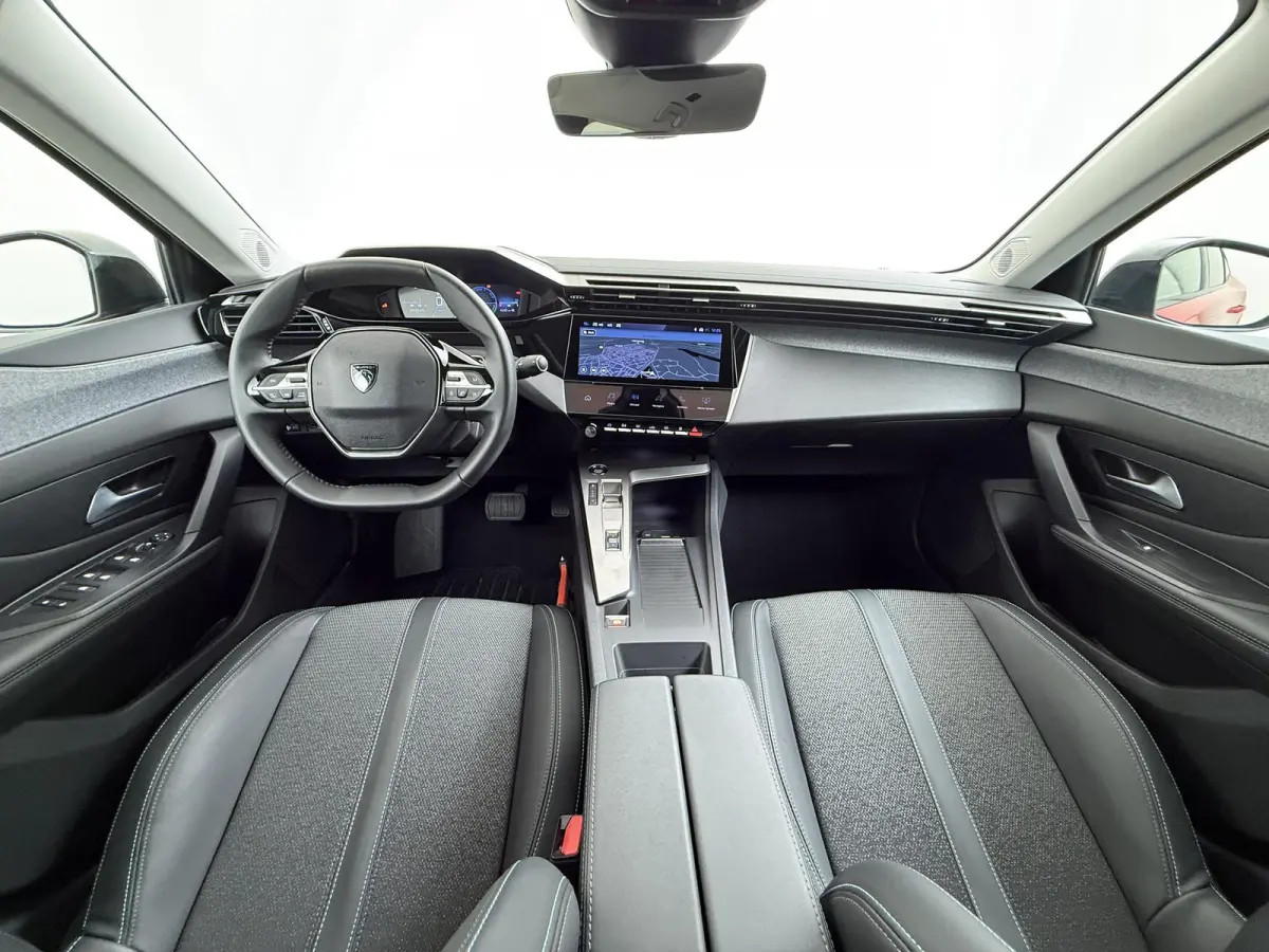 1.2 145pk Hybrid e-DCS6 Allure | 1e eigenaar | Navigatie | 360 camera | 19 inch lichtmetalen wielen | Apple Carplay | Cruisecontrol adaptief