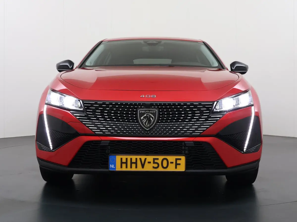 1.2 145pk Hybrid e-DCS6 Allure | 1e eigenaar | Navigatie | 360 camera | 19 inch lichtmetalen wielen | Apple Carplay | Cruisecontrol adaptief