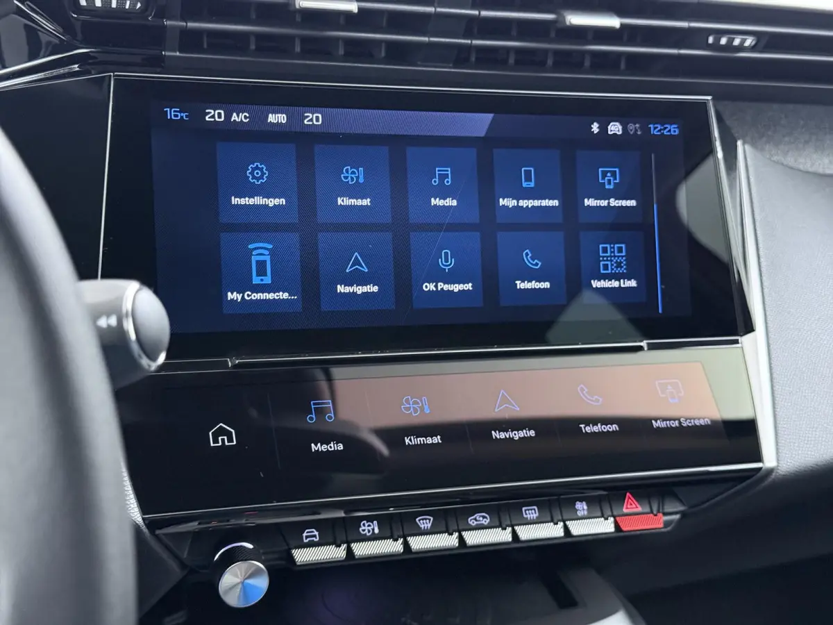 1.2 145pk Hybrid e-DCS6 Allure | 1e eigenaar | Navigatie | 360 camera | 19 inch lichtmetalen wielen | Apple Carplay | Cruisecontrol adaptief